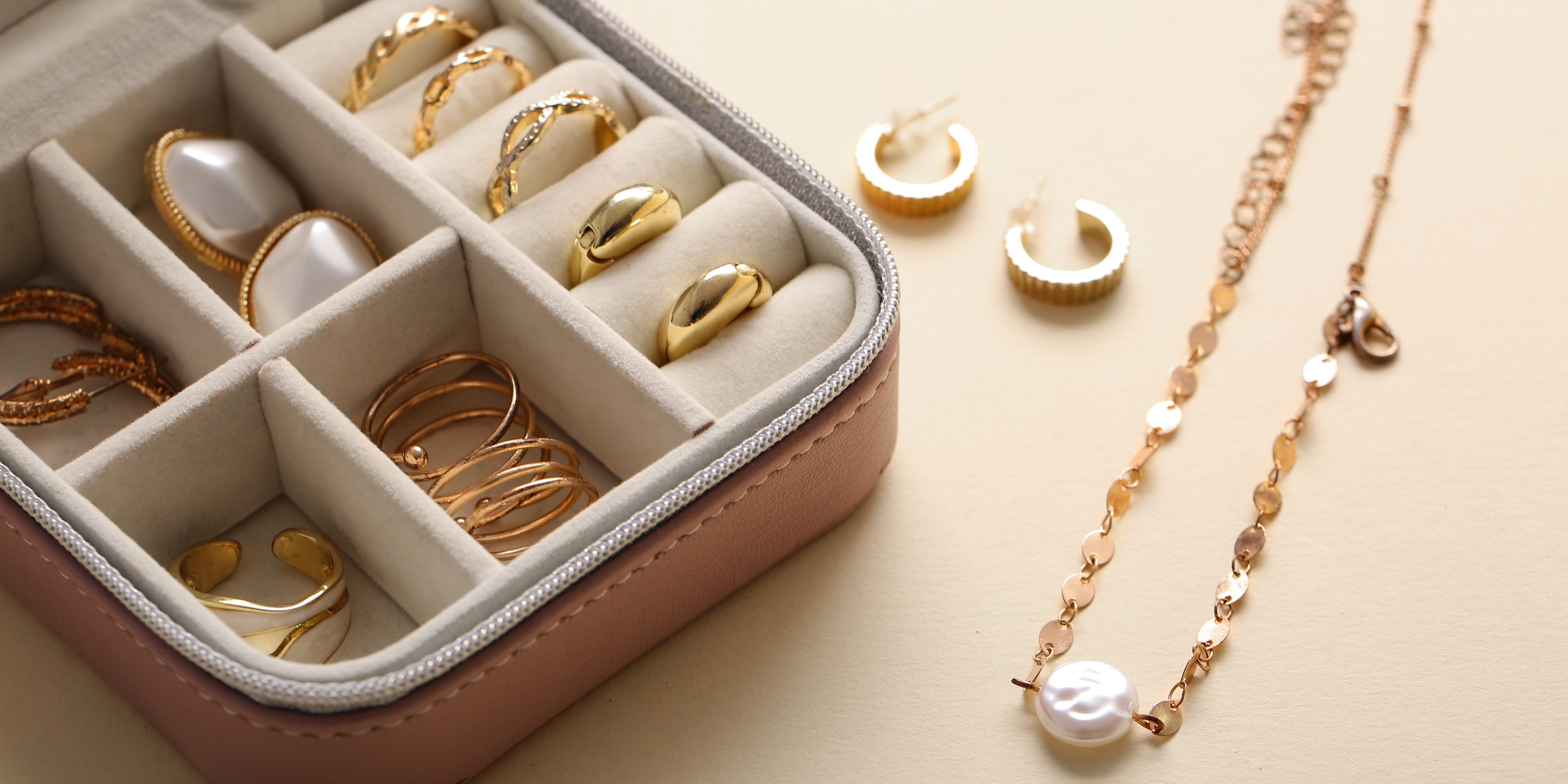 Gold Jewellery UK: Styles, Care Tips and Buying Guide