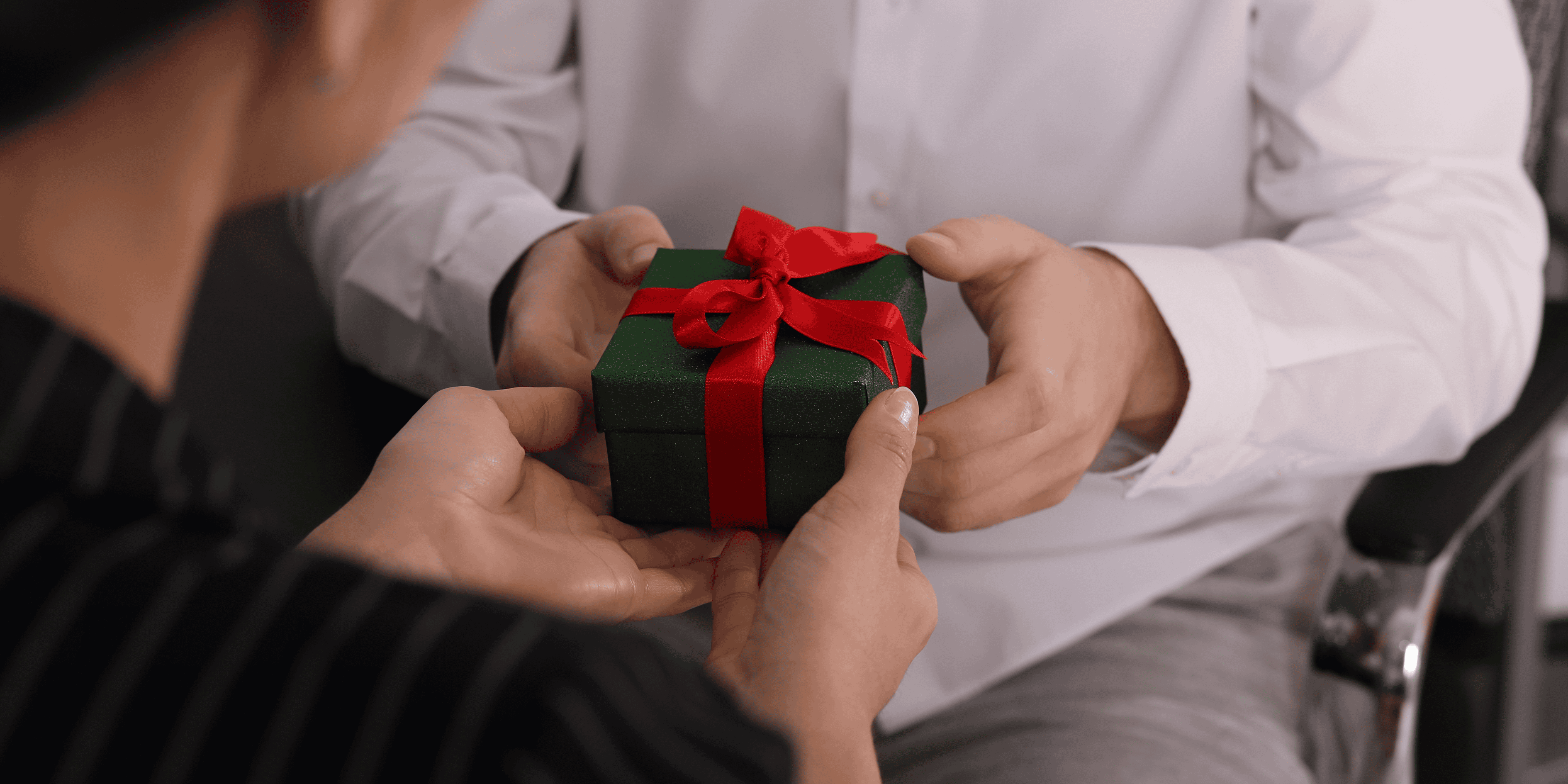 Jewellery Gifts for Her That Truly Delight