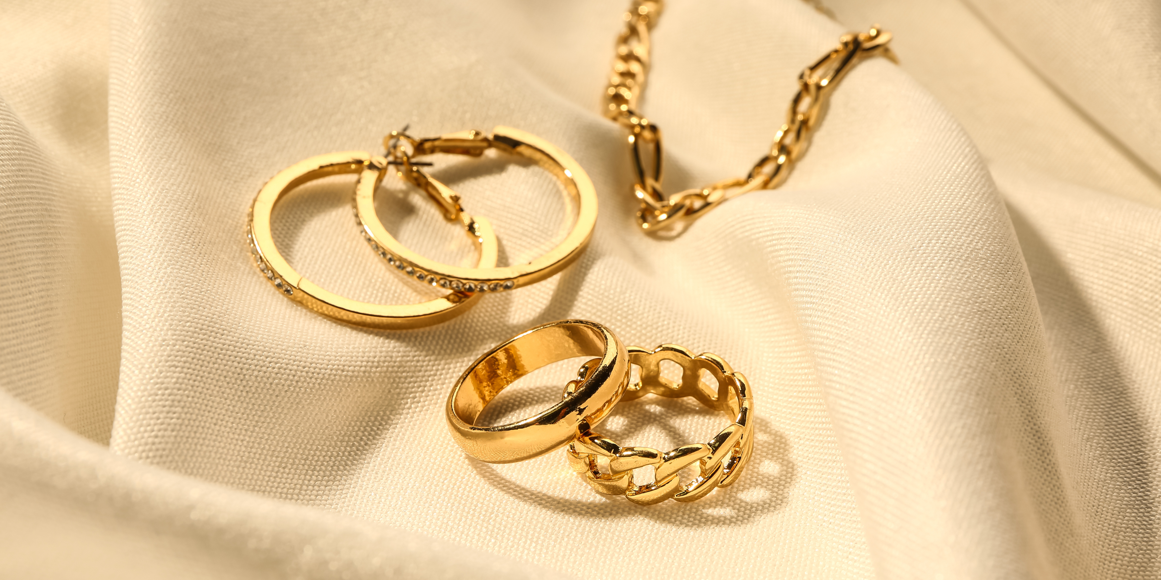 gold jewellery