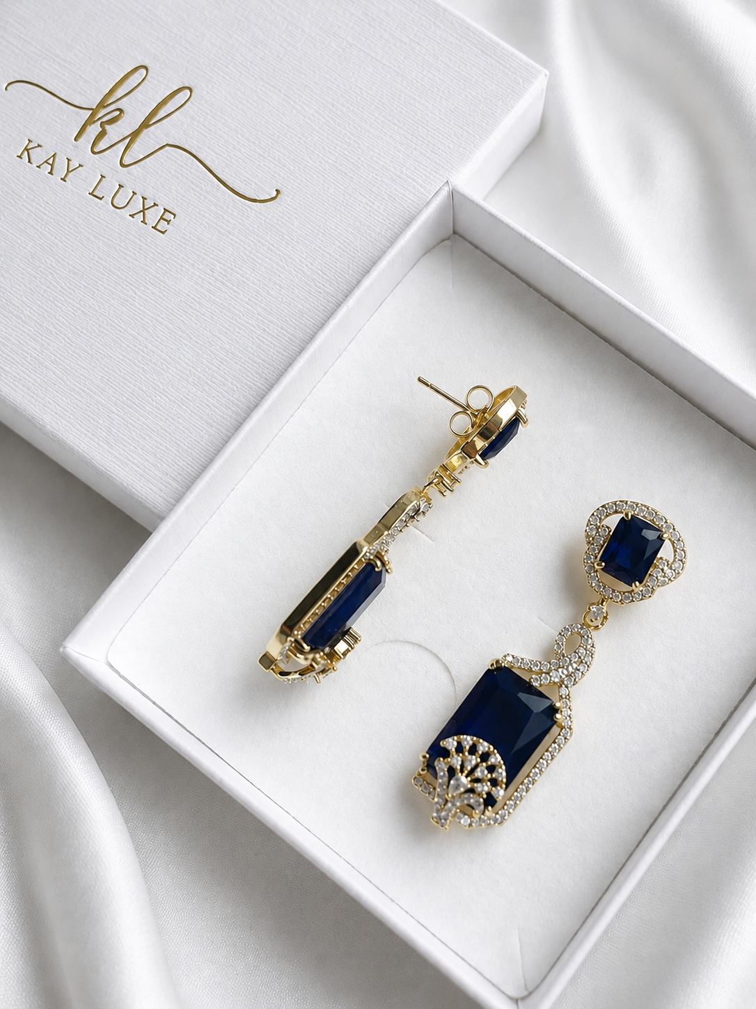 Bleu Éclat Earrings