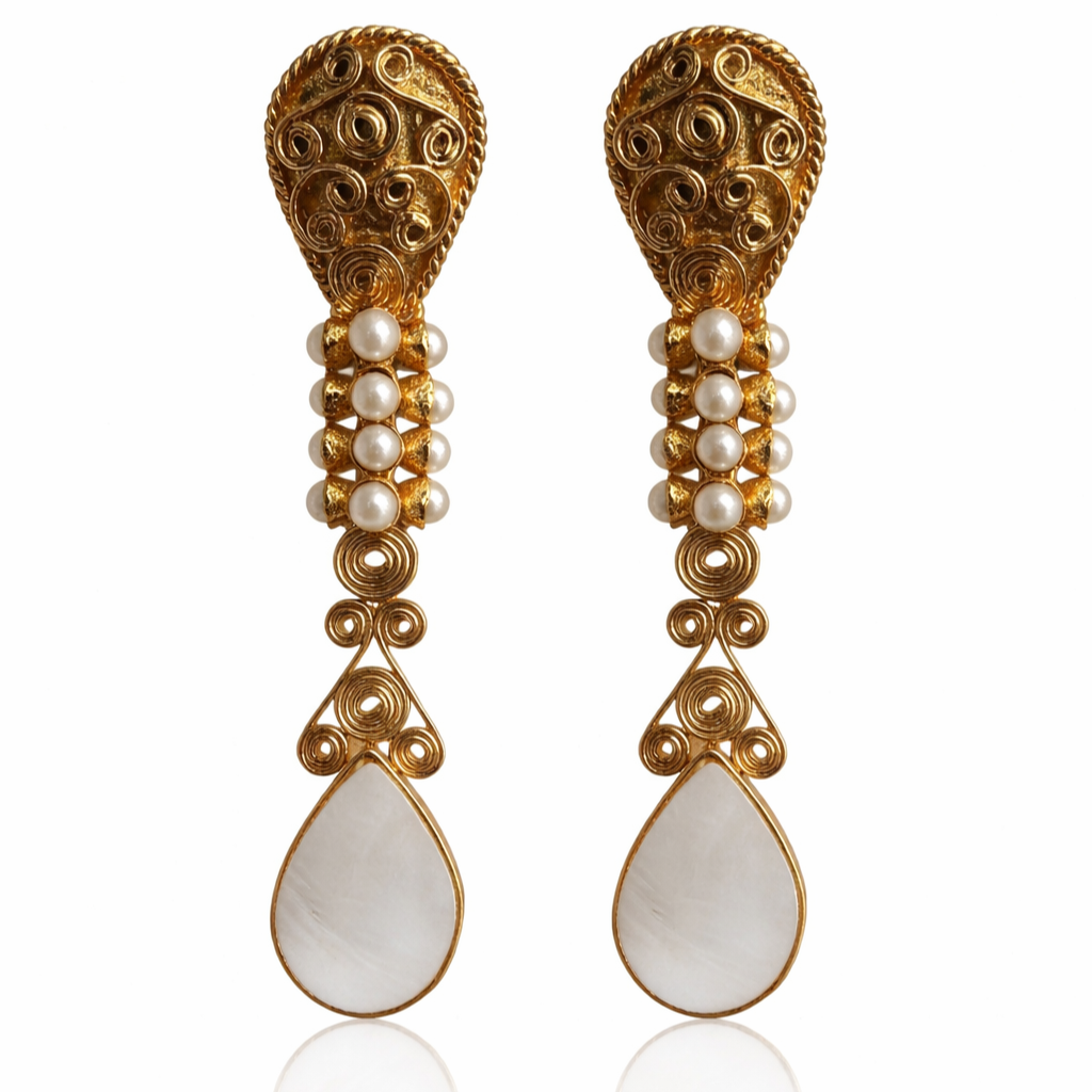 Elysia Pearl Earrings
