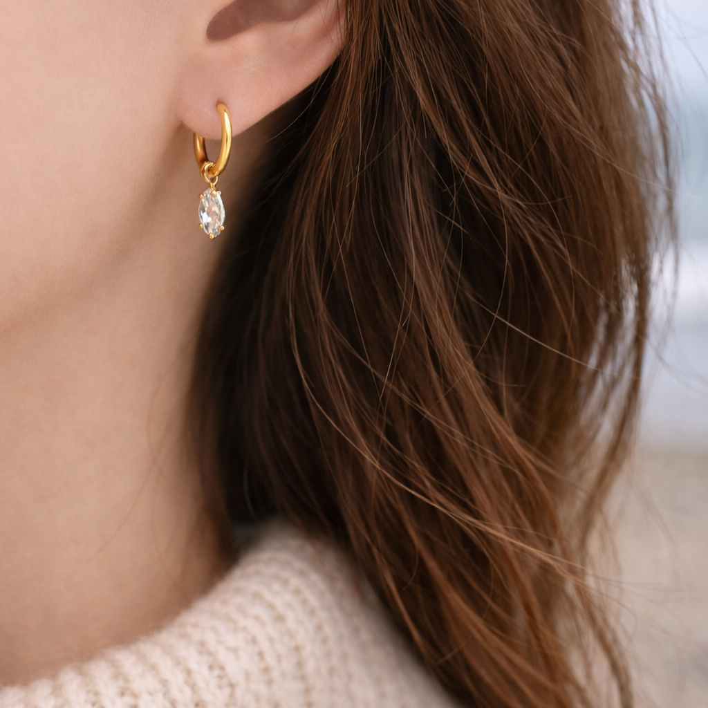 Mini Liora Marquise Huggies