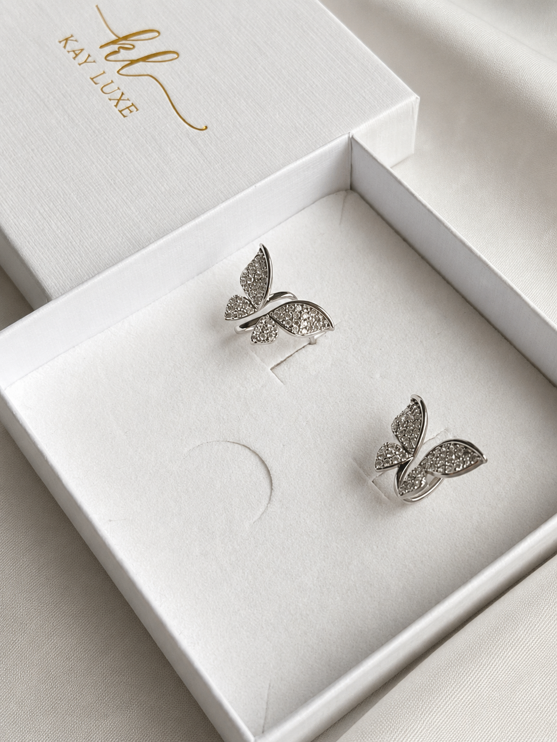 Mariposa Stud Earrings