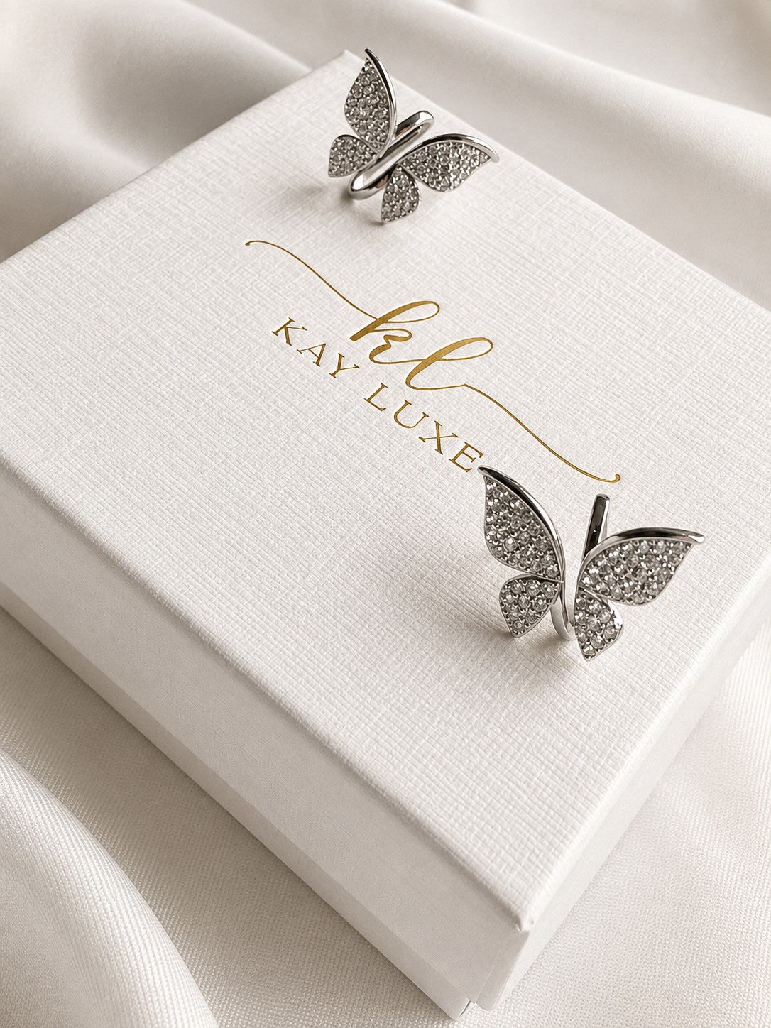Mariposa Stud Earrings