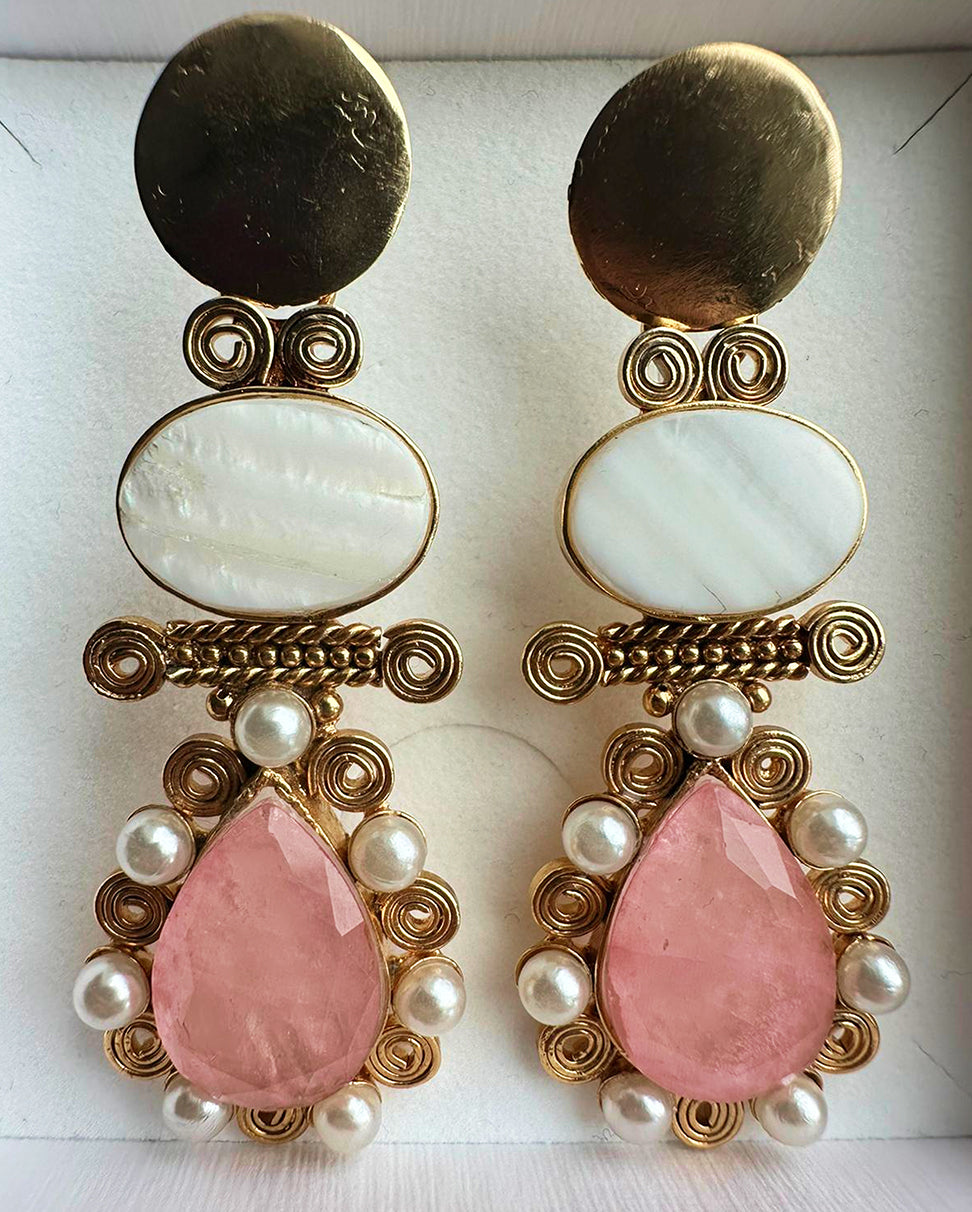 Roselight Pearl Earrings