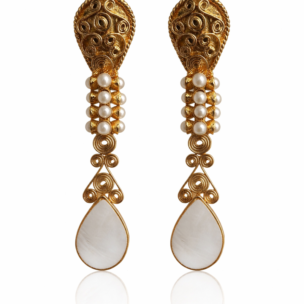 Elysia Pearl Earrings