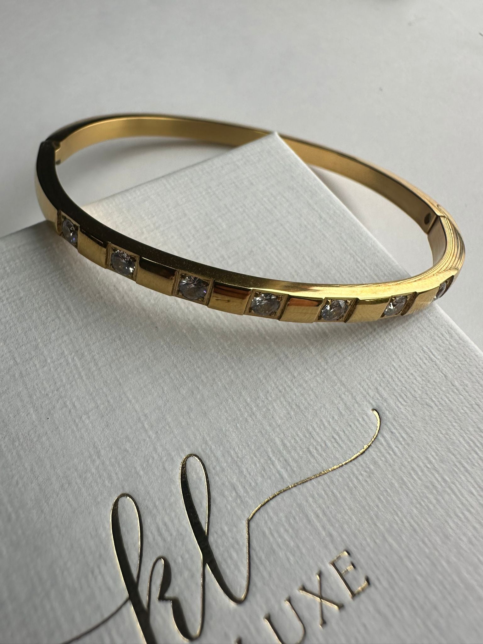 Lustra Bar Bangle
